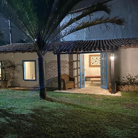 Peixe Crew Manguinhos Bed & Breakfast Armacao dos Buzios Exterior photo